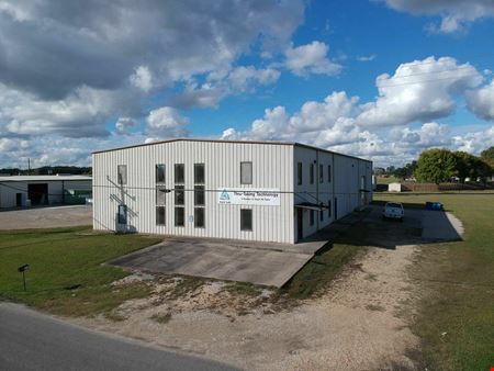 Preview of commercial space at 402 Machine Loop