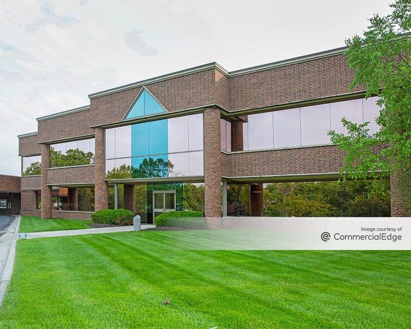 Corporate Woods - 10000 College Blvd