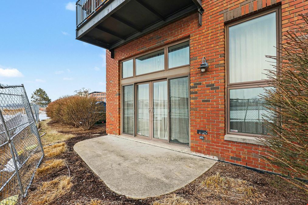 801 Monroe Ave NW STE 105