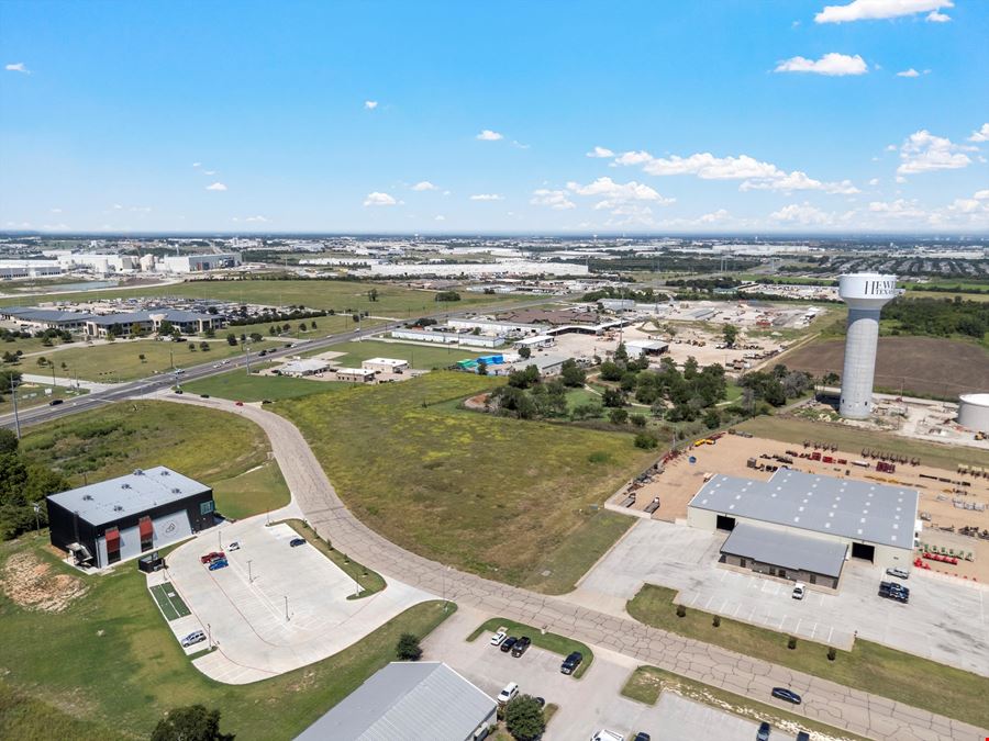 Alliance Pkwy
