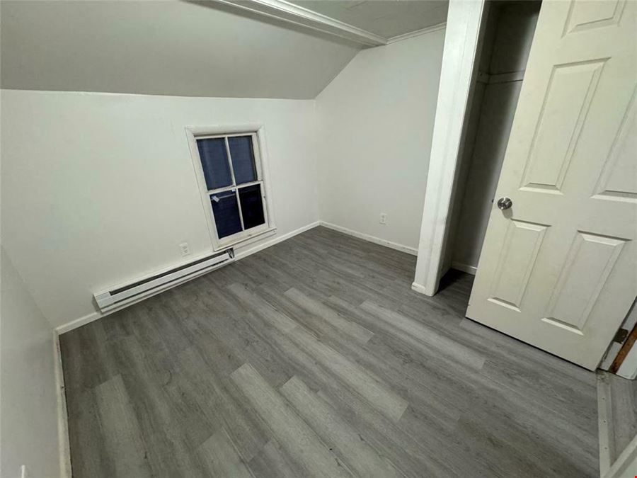 25 Virgil St