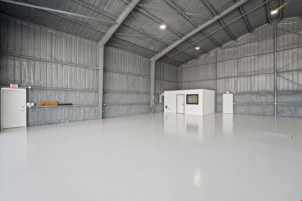 Corporate Hangar at Waco Regional Airport