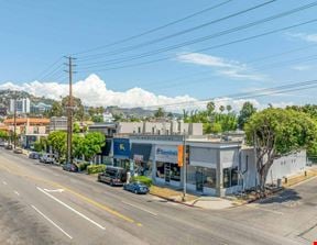 900 N La Cienega Blvd