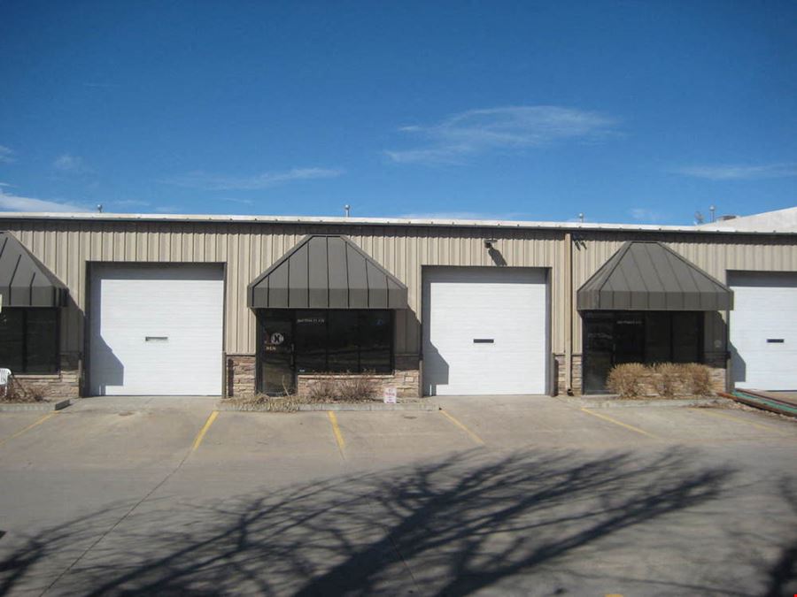 2,366 SF Office/Warehouse condo