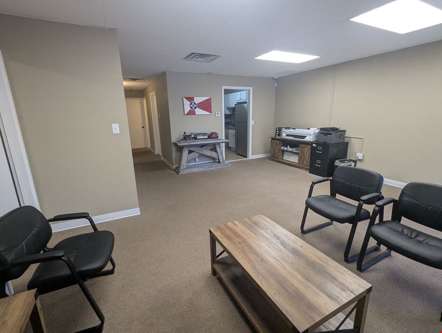 1,950 Flex Office Space for Lease