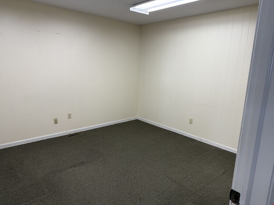 3140 Christy Way Suite 3