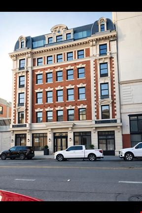 Henery Apartments
