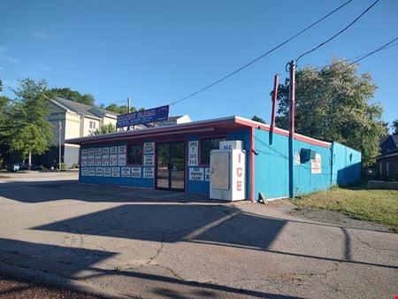 Preview of Retail space for Sale at 718 Southbridge St