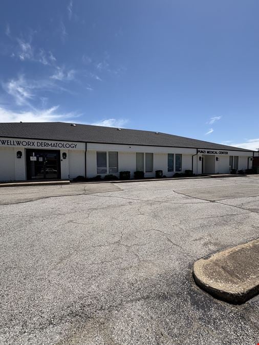 1932 Walnut Plaza