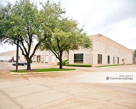 Preview of commercial space at 14271 Welch Road