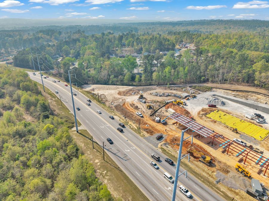 Ground Lease Outparcel Next To Parker's Kitchen