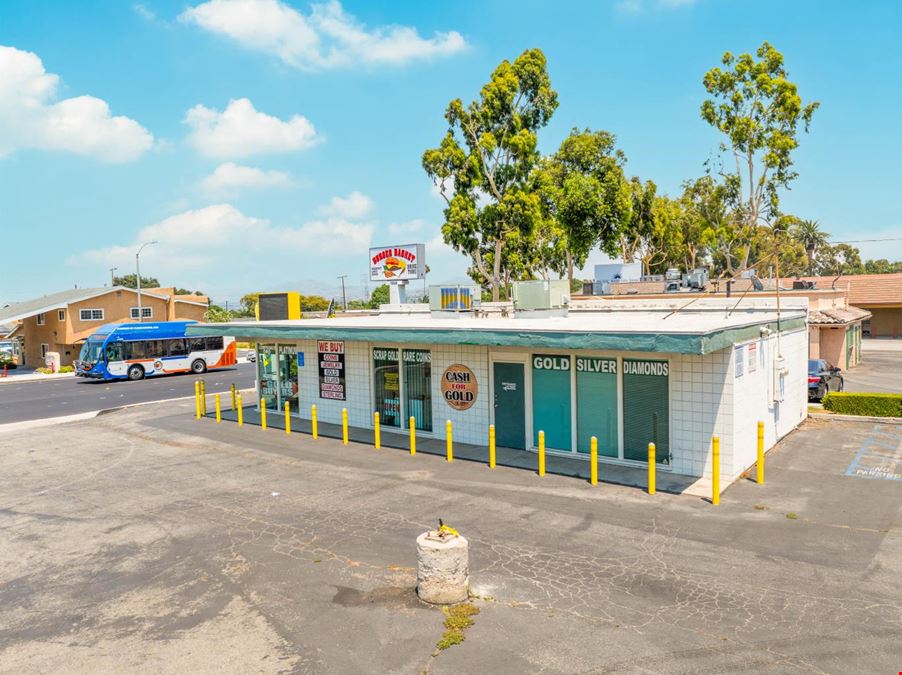 Freestanding Retail Building for Sale in the City of Corona