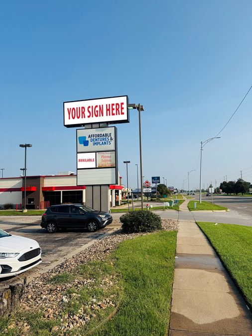 RETAIL OPPORTUNITY AT HWY. K-96 & ROCK ROAD