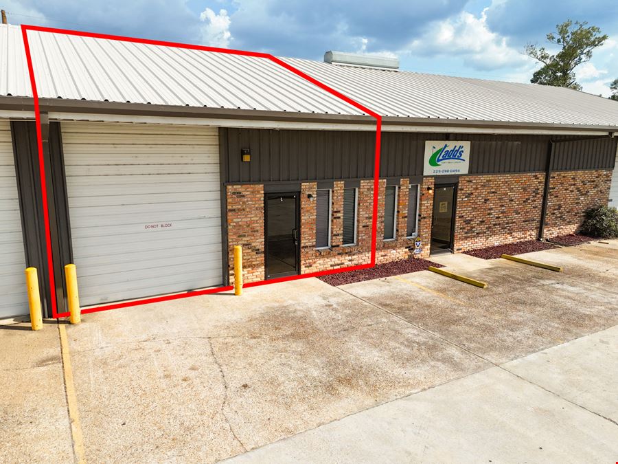 ±1,500-3,000 SF Office/Warehouse Suites for Lease off Airline Hwy