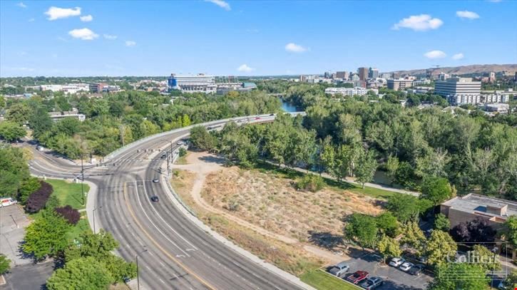 440 - 444 Parkcenter Blvd | Land for Sale