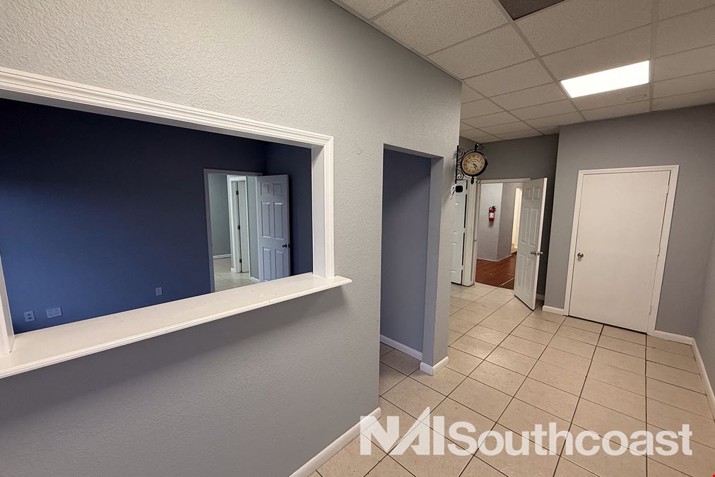 Up to 1,800 SF Retail/Office Space