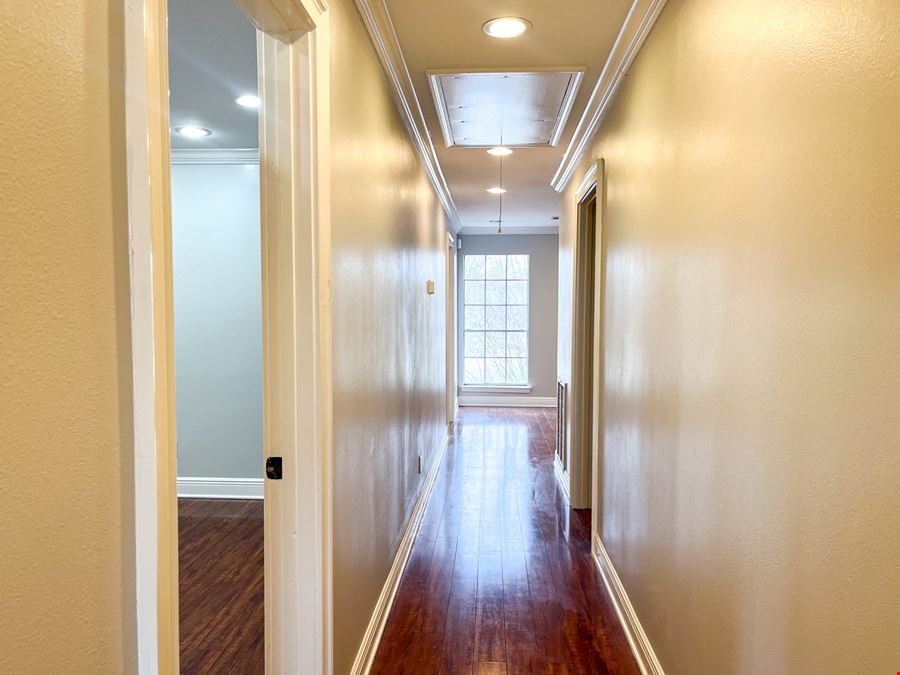 Newly Renovated Office Suite for Lease on O’Neal Lane