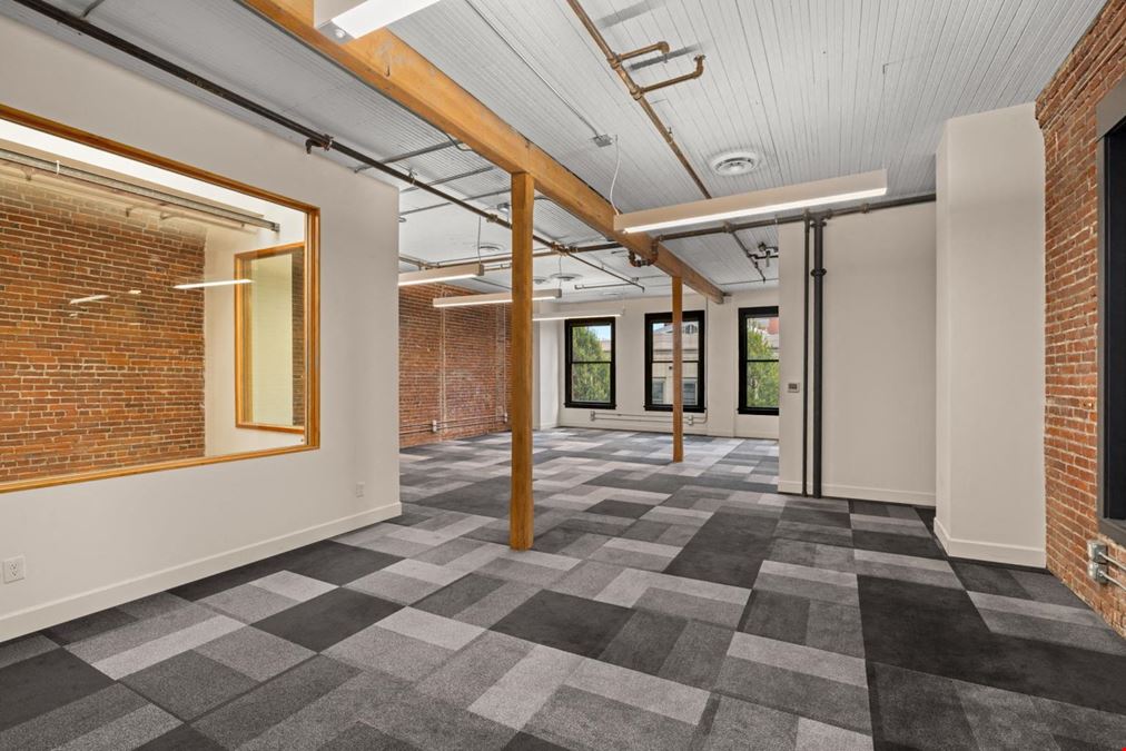 The Loft at 827 SW 2nd Ave