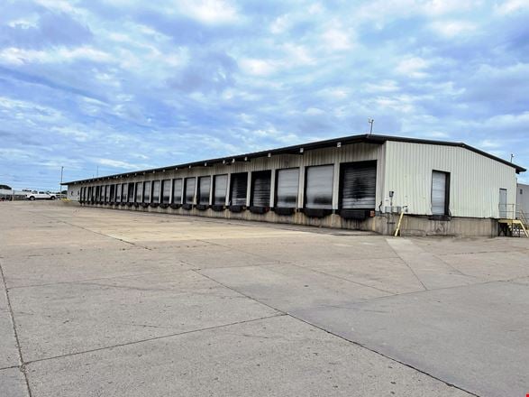 Preview of Industrial space for Rent at 5040 E. Paris Ave. SE