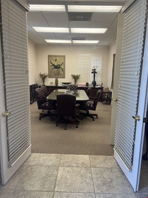 Tampa Professional and Medical Office For Lease