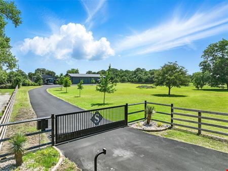 Preview of Industrial space for Sale at 1661 Greenwood Rd