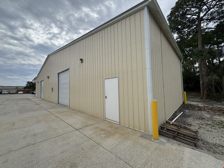 3143 Skyway Circle
