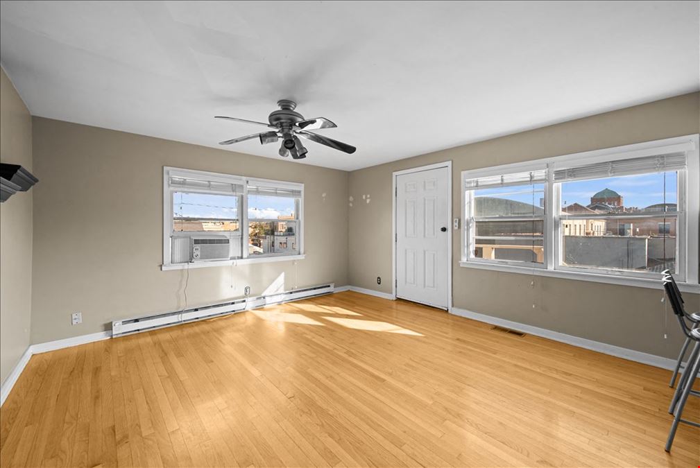 322 Hamilton 