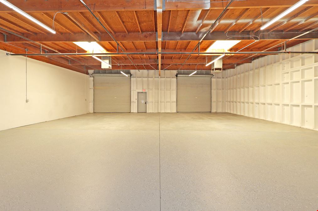 77725 Enfield Lane