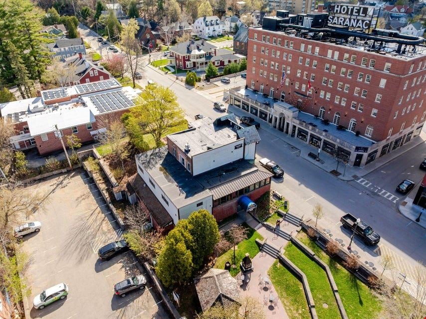 97 Main St
