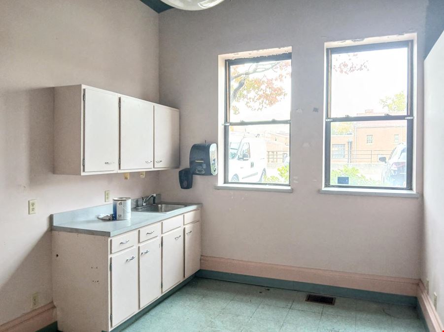 1st and 3rd floor for Lease 