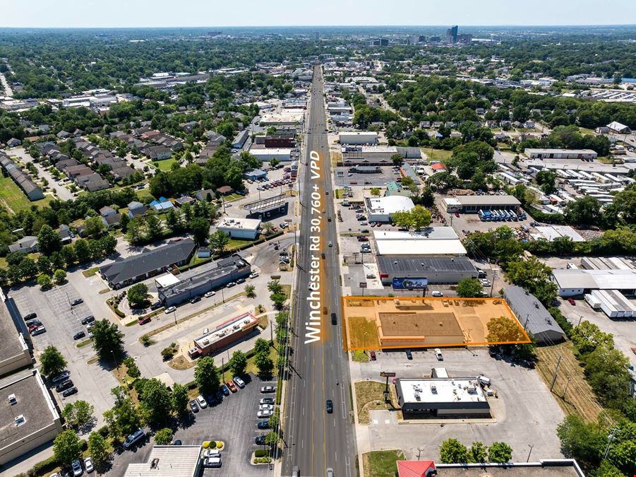 Free Standing Retail For Lease in Lexington, KY