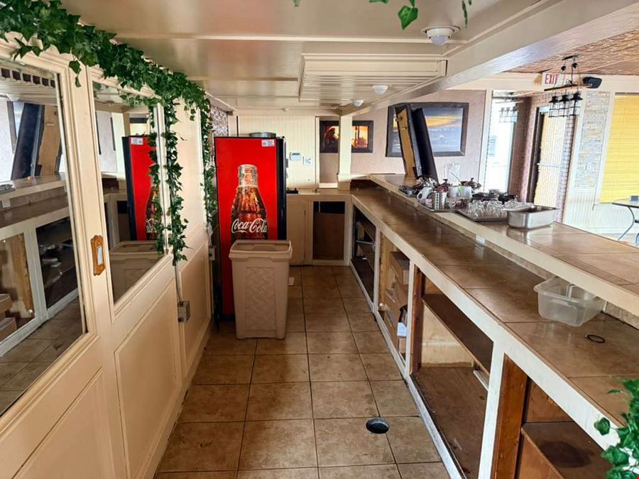 Second-Gen Freestanding Restaurant | Owner-User Opportunity