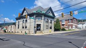 Former Free Standing Full Service Bank w/ Drive Thru