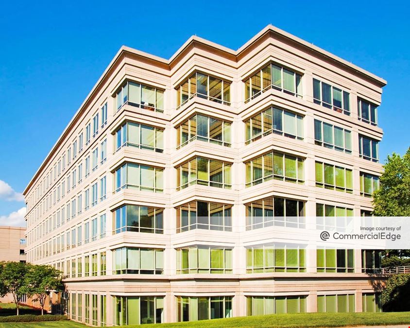 2500 Cumberland 