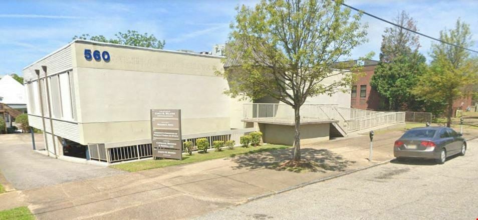 580 S. McDonough St. Office with 24 Covered Parking Spaces