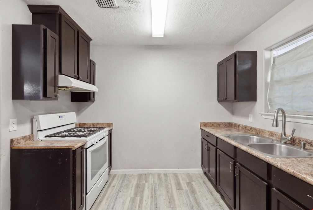 FOR SALE | 1511 W 28th St