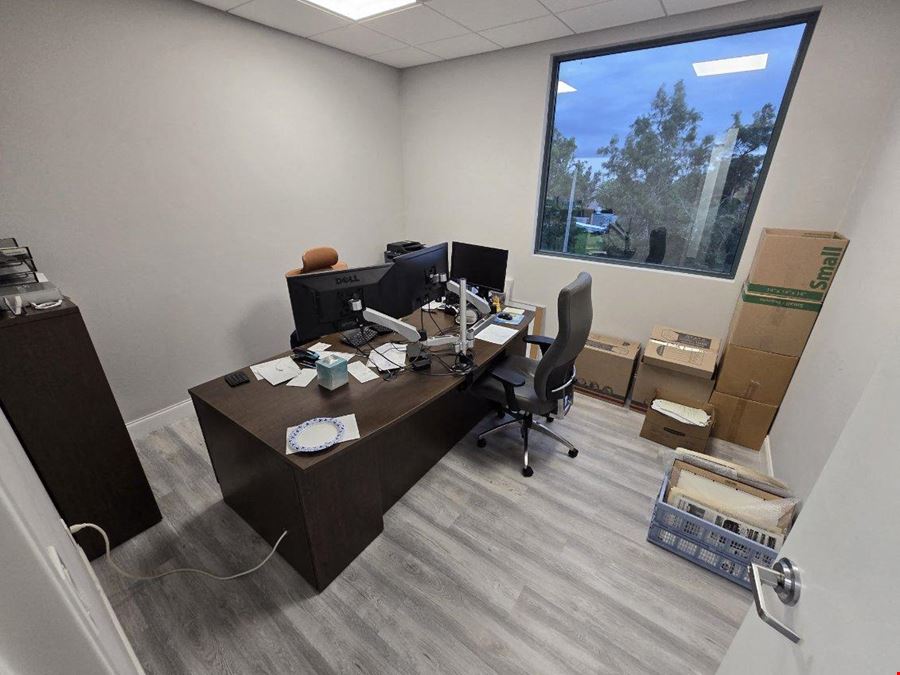 Second Floor Office "1,800-5,000"SQFT Range