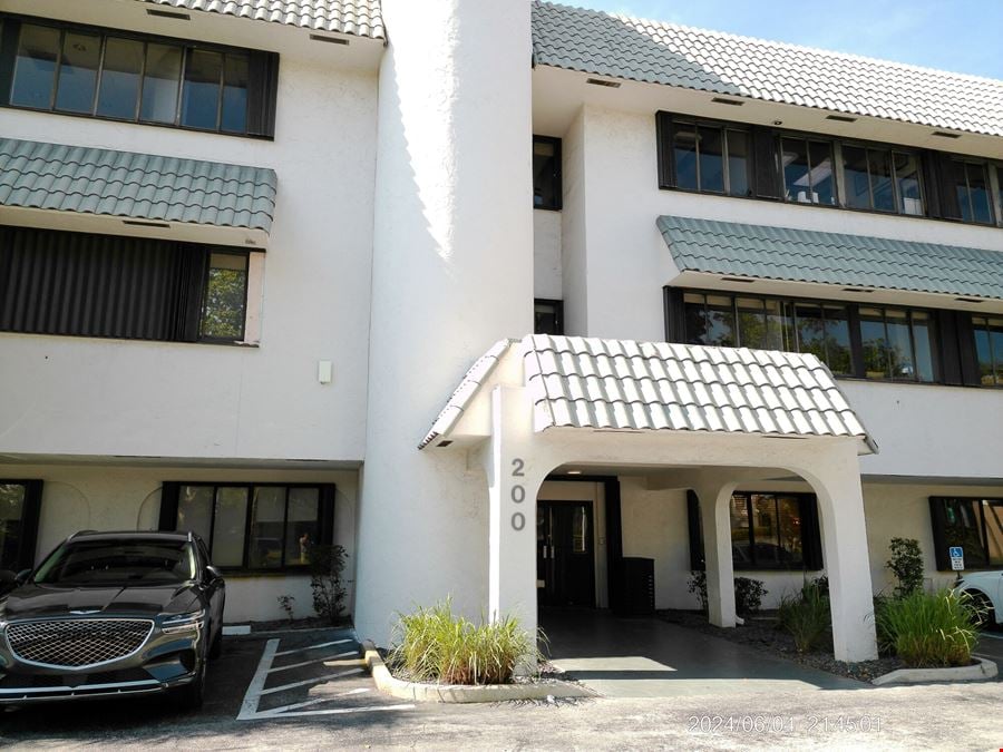 200 West Palmetto Park Road