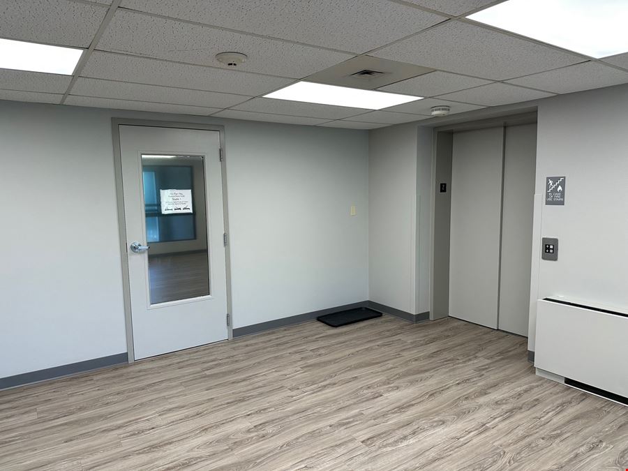 195 Federal Rd, Brookfield, CT - Brookfield Suites