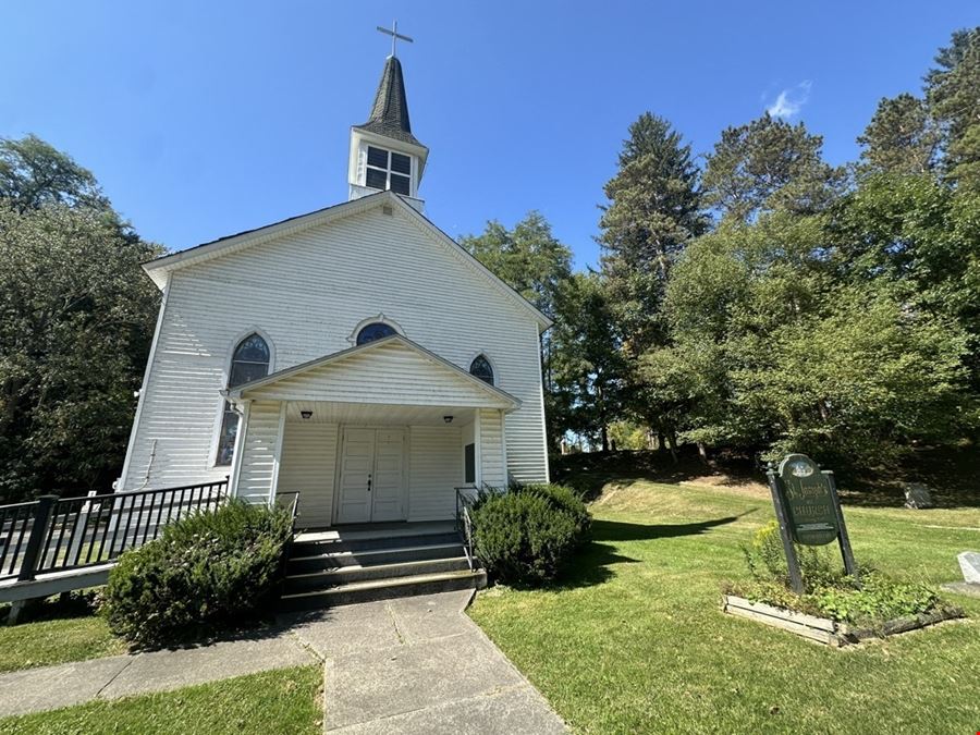 3915 Cottage bridge Rd - Traditional wood-frame church building