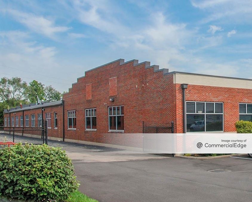 Hamilton Commerce Center