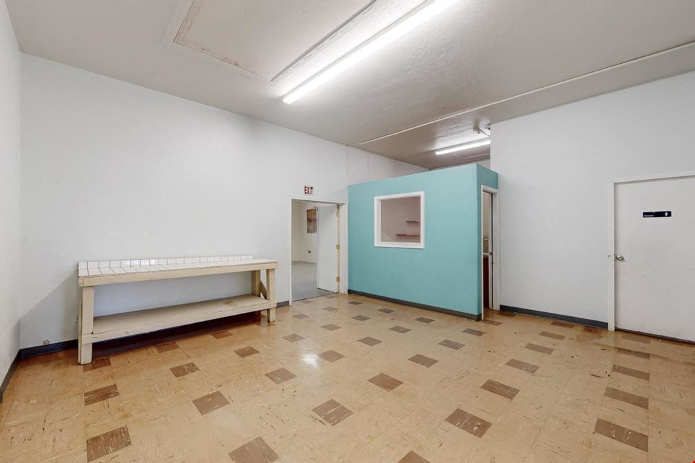 Below Market Retail Space for Lease!