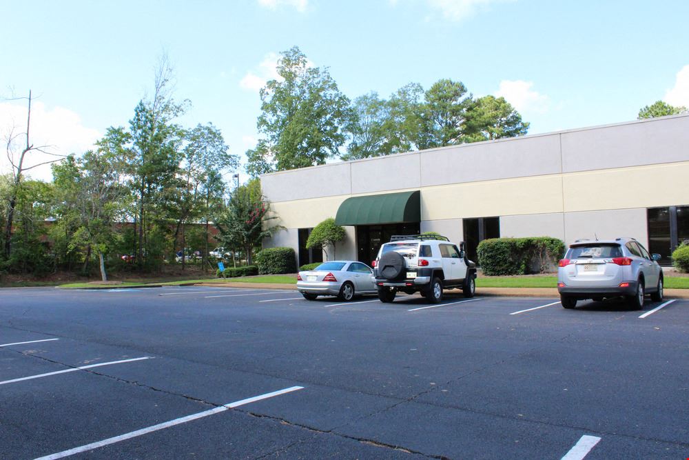 Office-Warehouse Space | 220/Highland Colony Business Park