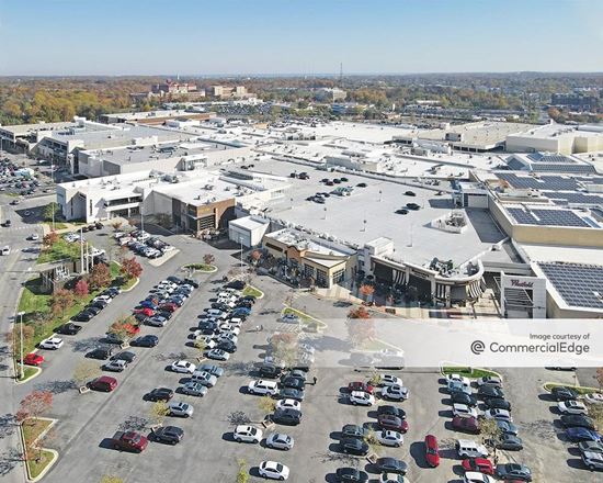 Preview of Retail space for Rent at 2002 Annapolis Mall