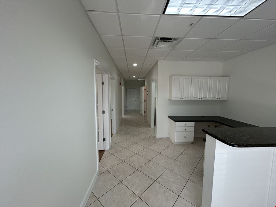 8221 Blaikie Ct