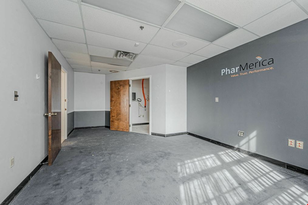 Flex Office at 111 Ruthar Dr, Newark, DE