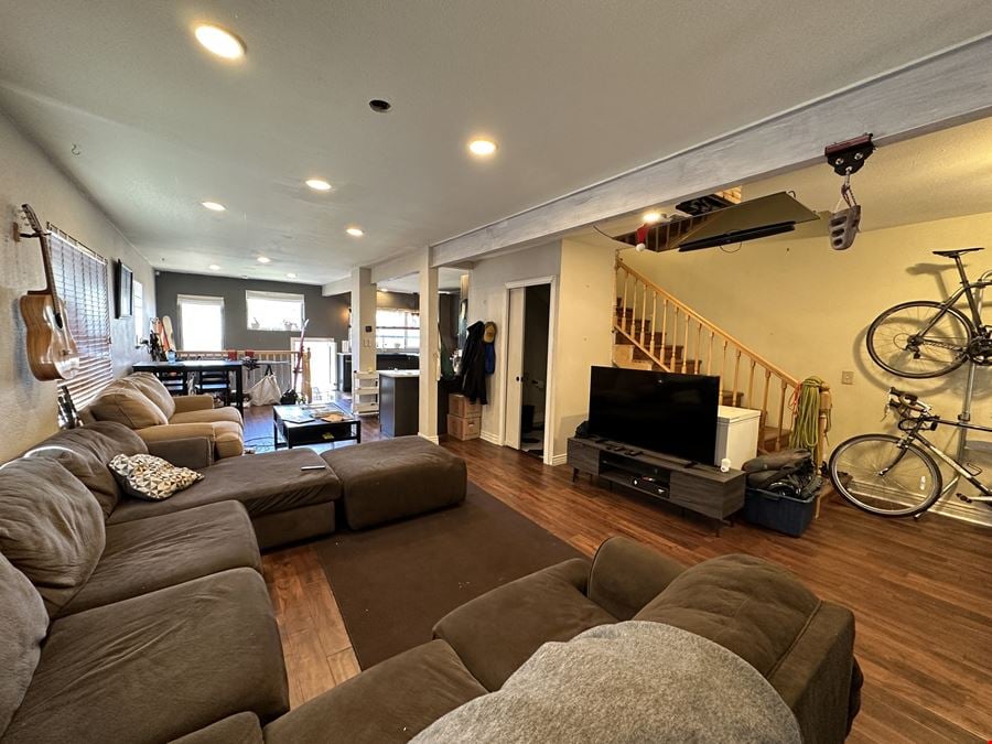 1735-1737 Franklin St