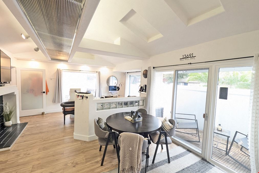 STAND-ALONE PROFESSIONAL OFFICE BUILDING | TUSTIN - NEAR IRVINE