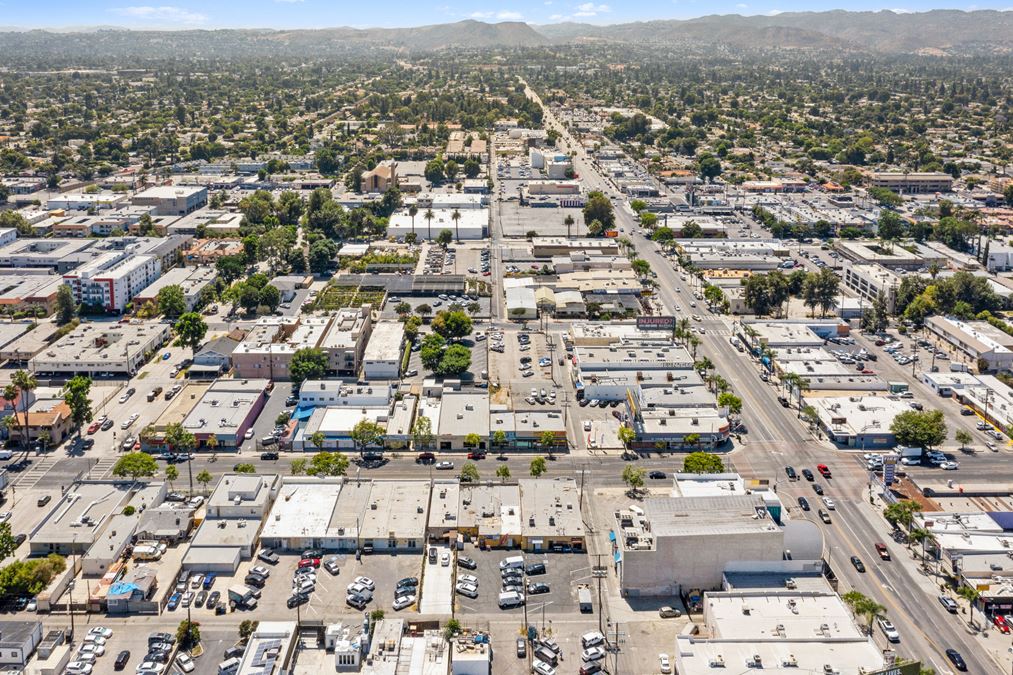 Canoga Park Storefront Retail