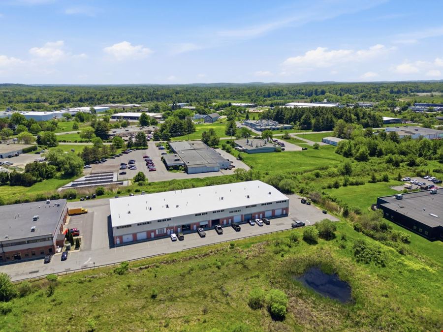 Class B 2,929sf Industrial Flex Condominium for Lease in Newburyport, MA